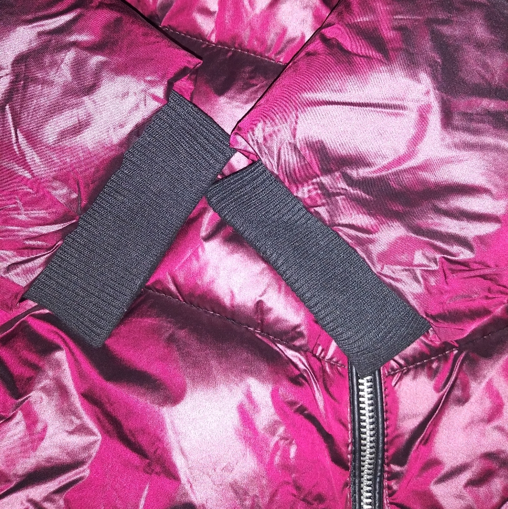 Women's Jacket - Picture 3 of 4